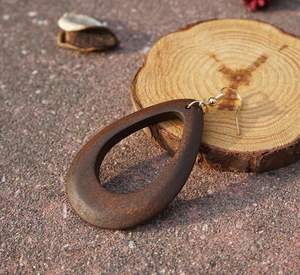 Pendientes de madera Pendientes de gota ligeros geométricos de lágrima de madera natural para mujer Lágrima étnica africana - Product Image 5