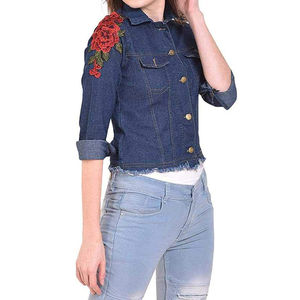 Veste en jean décontractée à manches longues pour femmes respirante et élégante avec rembourrage en coton Prix de conception OEM personnalisé - Product Image 2