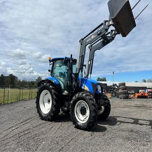 Achetez un tracteur agricole robuste T6010 plus avec des fonctionnalités haut de gamme, y compris des élévateurs hydrauliques et une cabine confortable - Product Image 4