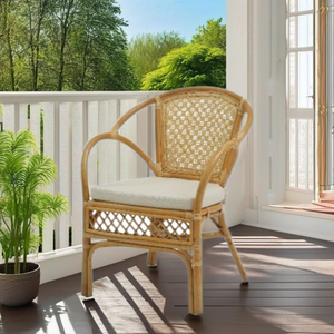 Fauteuil en rotin Corona, design asiatique, élégant, confortable, durable, siège artisanal pour meubles d'extérieur et utilisation en villa - Product Image 1