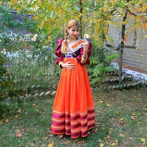 Nouveau style de couleur orange maxi dans un beau design avec des pièces brodées dans la poitrine robes vintage afghanes respirantes de haute qualité - Product Image 1
