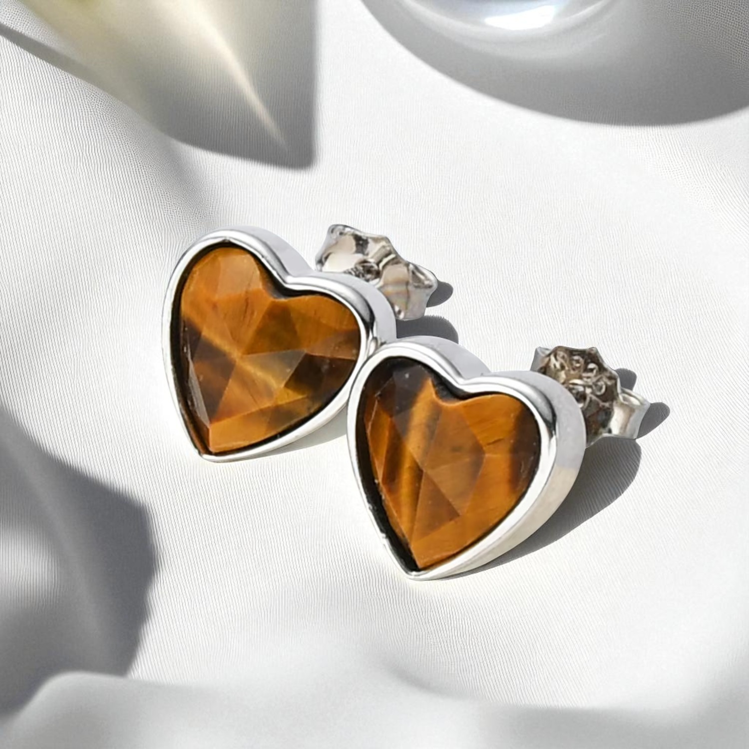 Tiger Eye