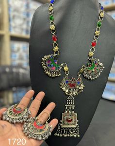 Venta de fábrica, joyería de tono de plata oxidada de alta calidad, conjunto de joyería Chandbali de cristal oxidado antiguo para regalo de mujer - Product Image 1