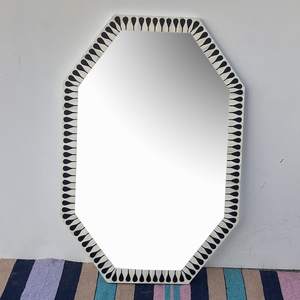 Miroir mural moderne de luxe fait main, écologique, durable, avec incrustations d'os, motif floral géométrique, miroir décoratif haut de gamme pour le salon - Product Image 3