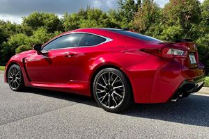 รถยนต์มือสองยอดนิยมสำหรับขาย ปี 2015 RC F 5.0 ลิตร V.8 ซีดาน สีแดง ล้อแม็ก 1 นิ้ว ไฟหน้า LED - Product Image 6