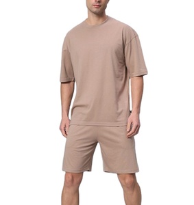 ชุดสูท2025ผู้ชายใหม่เสื้อยืดแบบกางเกงระบายได้ดีสีทึบเสื้อผ้าแฟชั่นชุดฤดูร้อนของผู้ชาย - Product Image 1