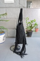 Sac cabas vintage élégant et stylé en cuir véritable pour femme avec franges noires
