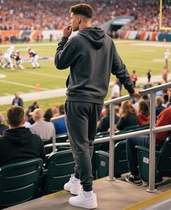 Conjunto Deportivo Personalizado con Chaqueta Impermeable de Nailon y Pantalones Jogger para Hombre, Ropa Deportiva Ligera de Secado Rápido para Verano - Product Image 4