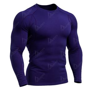 Chemise de compression élégante avec logo personnalisé Rashguard pour hommes Vêtements de sport à séchage rapide Vêtements de sport confortables pour la salle de sport et le fitness. - Product Image 4