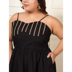 Deebaco Women's Plus Size <b>Black</b> Spaghetti Strap A-Line Midi <b>Dress</b> With Embroidery Detailing Square Neckline Casual <b>Dress</b> - Product Image 2