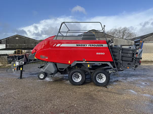 Presse à balles Massey Ferguson 1840 neuve/d'occasion en promotion avec moteur et boîte de vitesses pour usage agricole, composants essentiels, garantie de 2 ans - Product Image 4