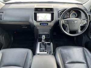 2022 pour Toyota pour Land Cruiser Transmission diesel automatique utilisée norme d'émission Euro 5 - Product Image 4