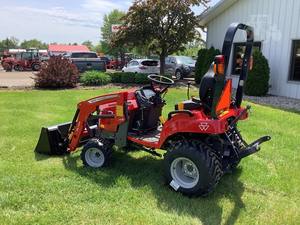 Tractor Agrícola Massey Ferguson 2025 1GC.23 4WD - Product Image 2