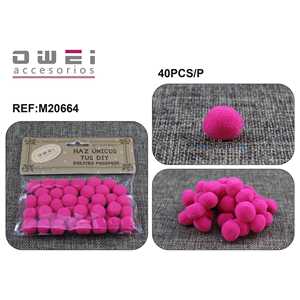 Pom Pom 15mm 40U1 2u/c pour l'artisanat et à des fins décoratives - Product Image 1