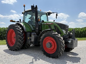Tracteur Fendt 2023 Vario 720-Tracteur MFWD 200 HP haut de gamme avec transmission Vario, système hydraulique efficace et confort d'utilisation - Product Image 3