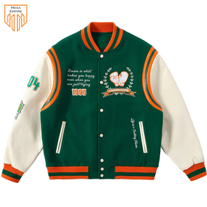 2025 printemps hommes col montant varsité veste vert Baseball Streetwear avec Logo avant et broderie ample Patchwork Design - Product Image 2