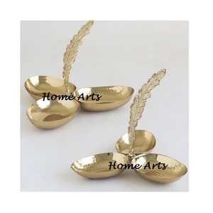 Fabuloso diseño de tazón de aluminio para frutos secos con tazón de servir de calidad premium en color blanco y dorado en India. - Product Image 5