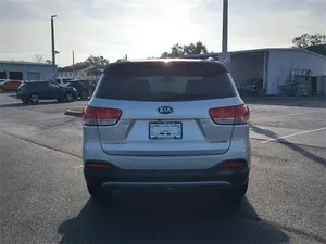 Kia Sorento EX 2016 Usado en Excelentes Condiciones - Product Image 3