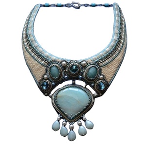 หนาแน่นการออกแบบลูกปัดสร้อยคอที่มีรูปร่างที่น่าสนใจของสร้อยคอสำหรับงานแต่งงานและงานปาร์ตี้ - Product Image 3