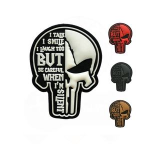 Personnalisable 3D PVC Punisher Patch en caoutchouc souple 3D Logo étiquette pour vêtements découpé au laser bord roulé forme - Product Image 1