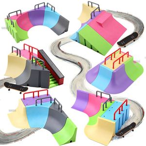 Plateforme <span class=keywords><strong>de</strong></span> <span class=keywords><strong>skate</strong></span> à doigts personnalisée en stock, terrain <span class=keywords><strong>de</strong></span> <span class=keywords><strong>skate</strong></span> à doigts, <span class=keywords><strong>rampe</strong></span> à bascule, ensemble <span class=keywords><strong>de</strong></span> jouets <span class=keywords><strong>pour</strong></span> enfants - Product Image 1