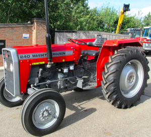 รถแทรกเตอร์ล้อแม็กซ์เฟอร์กูสัน 240 ขับเคลื่อน 4 ล้อ สำหรับงานเกษตร เครื่องยนต์ 52 แรงม้า ประสิทธิภาพสูง พร้อมส่งฟรี - Product Image 1