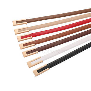 Cinturón de Cuero de Construcción Duradera y Acabado Elegante con Sensación Premium y Superficie Lisa - Product Image 4