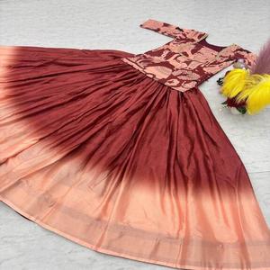 Top corto con estampado Kalamkari de calidad superior con falda estampada Digital, traje étnico elegante para mujer, conjunto de fiesta de diseñador - Product Image 5