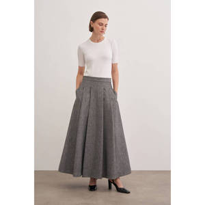 Jupe plissée en laine avec taille élastique et volants - Product Image 2