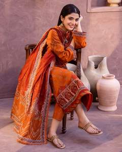 ชุดเดรสใส่เล่นปากีสถานสำหรับผู้หญิงอินเดียเดรสสนามหญ้า2024 Salwar Kameez มาใหม่ล่าสุด40023 - Product Image 1