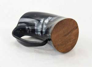 "Taza de cuerno vikingo hecha a mano, jarra de cerveza rústica para cerveza, hidromiel, café, regalo único para hombres, fanáticos nórdicos y amantes medievales" - Product Image 2