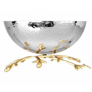 Bol décoratif en aluminium texturé brossé or de haute qualité, idéal pour les arrangements floraux et les présentoirs de bougies flottantes - Product Image 3