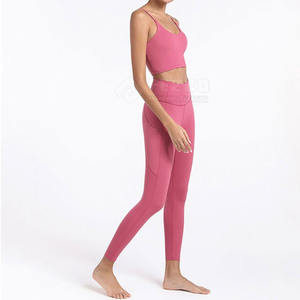 Fitness Yoga Wear Deportes Ropa deportiva Sujetador Leggings Gimnasio Yoga Set Sujetador Deportivo Ligero Mujeres Logotipo personalizado - Product Image 1