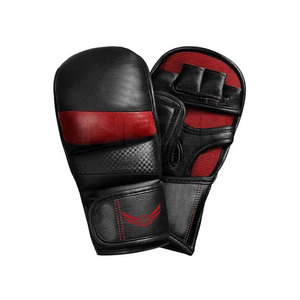 Los guantes de combate MMA ofrecen un acolchado flexible para mantener tus manos seguras y cómodas con los guantes de combate MMA - Product Image 1