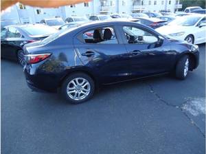 Toyota Yaris iA d'occasion à bas prix, modèle 2017, à vendre - Product Image 5