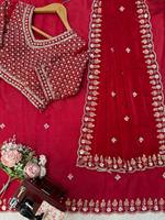 Sari en soie rouge de créateur pour femme, extensible, infroissable, avec bordure richement brodée de sequins, longueur cheville, idéal pour les fêtes de Diwali et les mariages