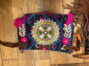 Bolso de Mano Bohemio de Algodón Bordado con Diseño de Paneles con Espejo y Cierre de Cremallera para Uso Diario de Mujeres - Product Image 3