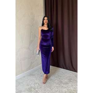 Robe fourreau asymétrique violette ornée de strass à taille naturelle pour la vente en gros - Product Image 5