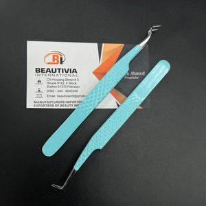 Pinzas de extensión de pestañas de acero sostenible con recubrimiento de color personalizado logotipo personalizado 90 grados y pinzas de belleza de aislamiento - Product Image 2