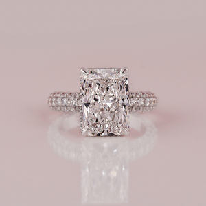 Anillo de compromiso de diamante cultivado en laboratorio de corte radiante clásico 14KT chapado en oro sólido Halo oculto estilo de moda anillo fino certificado IGI - Product Image 2