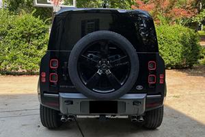 2023 Linndover Defender 110 V-8 Carpathian, SUV 4x4 con Motor V8 Supercargado de 518 hp, Euro VI, Cámara Trasera de 360°, Techo Panorámico - Product Image 3