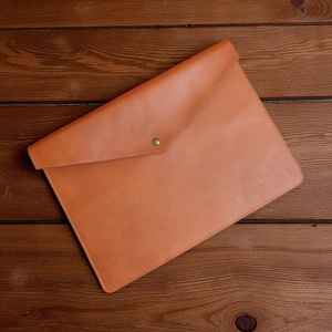 Housse pour ordinateur portable portable durable en cuir véritable de qualité supérieure au look rétro pour les affaires de bureau et les GLS-0335 de transport quotidiennes - Product Image 6