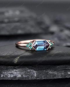 Anillo Hexagonal de Plata de Ley 925 con Racimo de Esmeraldas y Alejandrita que Cambia de Color, Chapado en Oro Rosa - Product Image 5