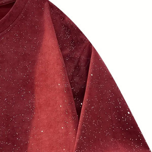 T-shirt oversize élégant pour hommes, matière respirante et légère, coupe ample, style streetwear tendance, tenue décontractée pour l'été - Product Image 3