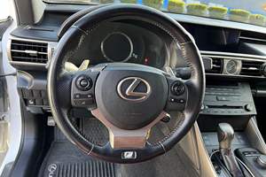 UTILISÉ LHD/RHD 2016 LEXUS IS 300 AWD - Product Image 3