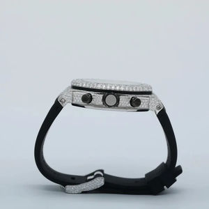 Dernière montre en diamant moissanite hip-hop avec bracelet en caoutchouc noir pour hommes avec diamants de clarté VVS améliorés à porter à toute occasion - Product Image 4