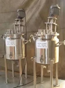 Tanque de mezcla en caliente de acero de fabricación al por mayor, mezclador de acero en espiral eficiente para molienda de productos químicos en polvo de detergente de azúcar - Product Image 2