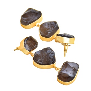Pendientes de Piedras Preciosas de Primera Calidad con Gotas de Piedras Preciosas Finas, Acabado en Oro Mate y Joyería de Calidad Artesanal - Product Image 4