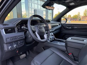 รถ GMC Yukon V ปี 2024 คุณภาพเยี่ยม ใหม่เอี่ยม - Product Image 2