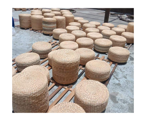 Coussin rond en jacinthe d'eau le plus vendu pour la décoration intérieure et la méditation fabriqué au Vietnam - Product Image 1